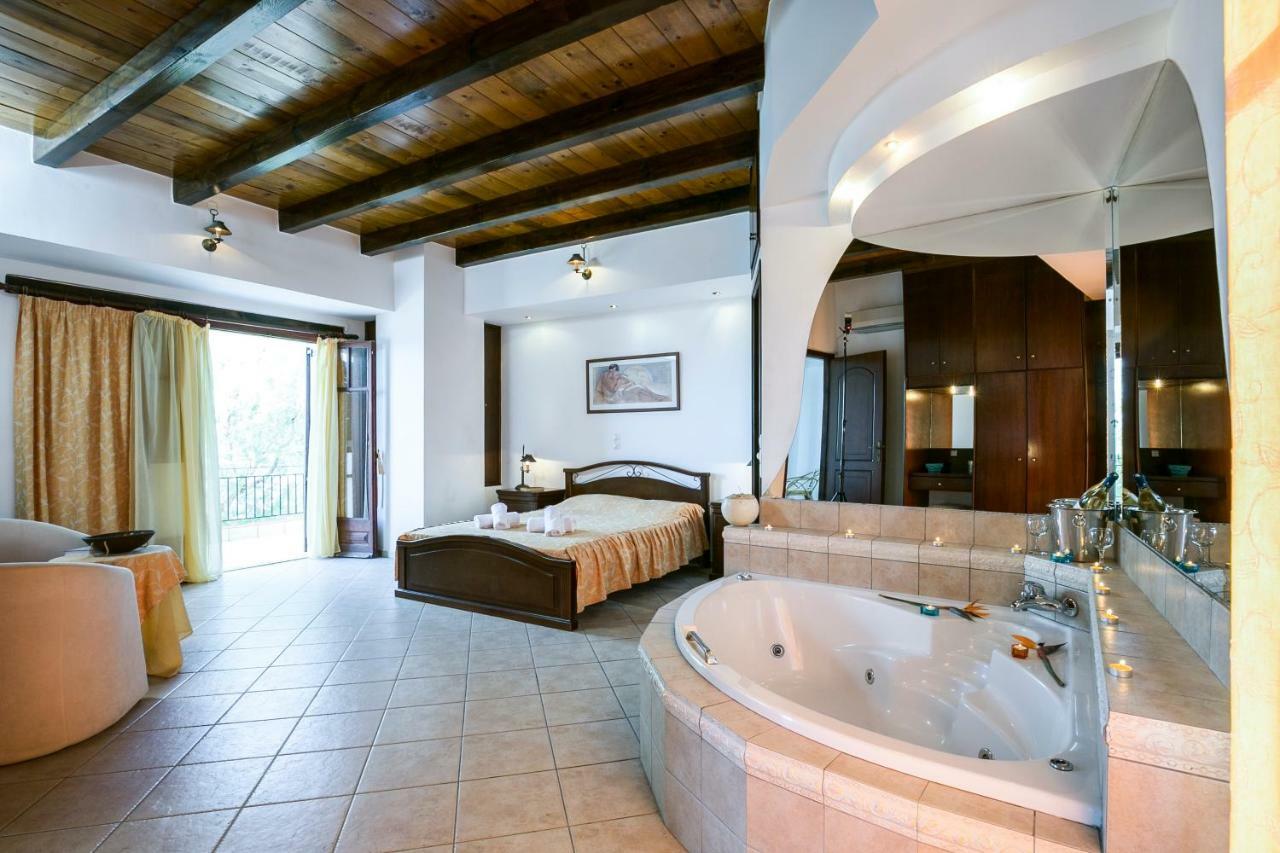 Pericles Beach Villa Kíssamos Esterno foto