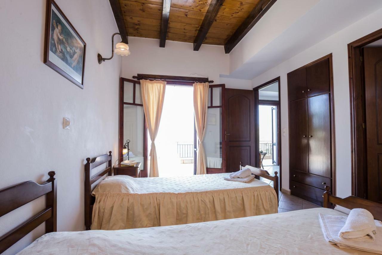 Pericles Beach Villa Kíssamos Esterno foto